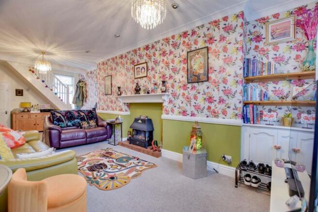 Through Lounge Diner