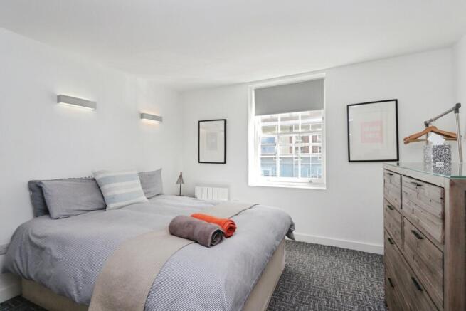 3 bed Apartment for sale Image 7