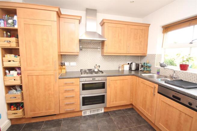 Kitchen.JPG