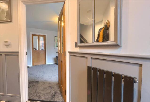 3 bed Semi-Detached for sale Image 8