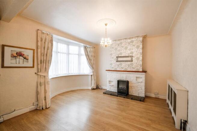 13 Bergholt Avenue-17.jpg