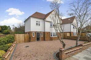 2b, Woodland Way, Petts Wood, Orpington BR5 1ND