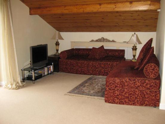 Upstairs Lounge