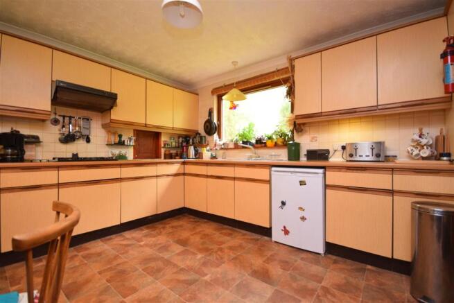 Kitchen .JPG