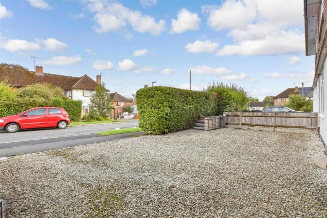 Driveway/Parking