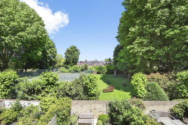 25 Fawe Park Road, London, SW15 1EZ - P1WJ6noI2eqa