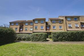 Flat 15, 2, Lake Drive, Peacehaven BN10 7QD