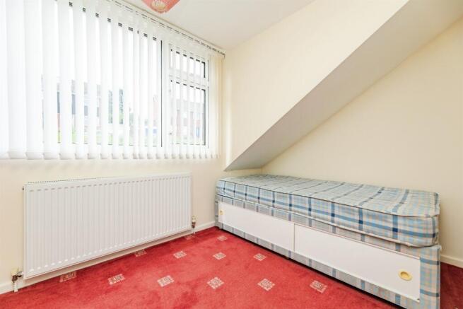 2 bed Terraced Bungalow for sale Image 12