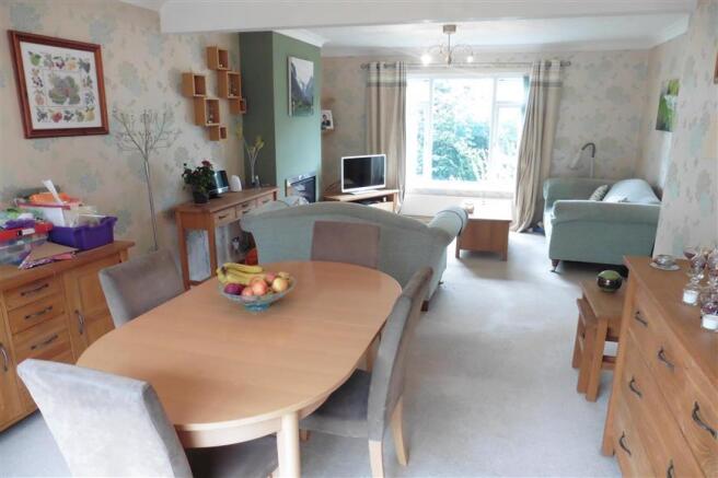 Lounge/Diner