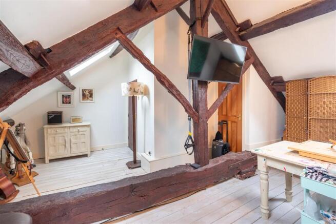 5 bed Terraced for sale Image 12