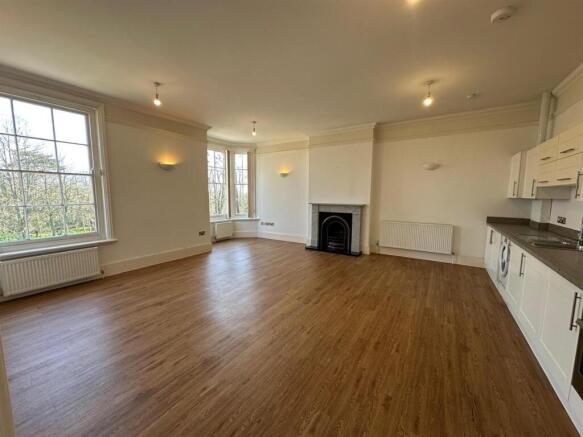 Open Plan Living/Kitchen