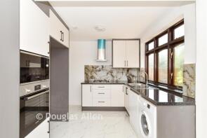 26, Lakeside Avenue, Ilford IG4 5PJ