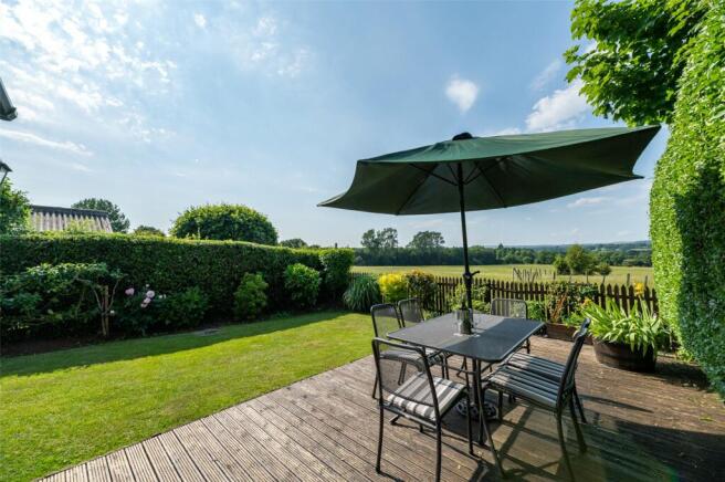 Garden & View
