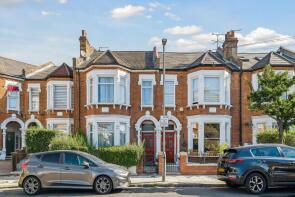 57, Foxbourne Road, London SW17 8EN