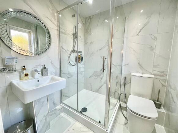 Master En-Suite