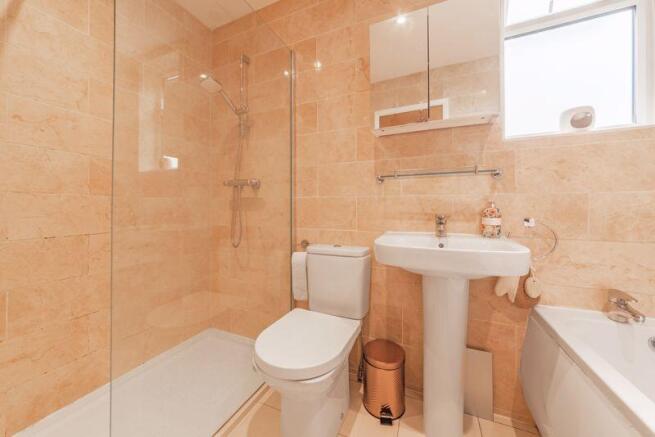 Master Bedroom En Suite
