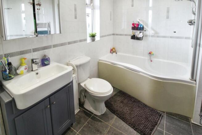 Ground floor bathroom