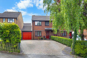 8, Swaledale Close, Bromsgrove B60 3PY