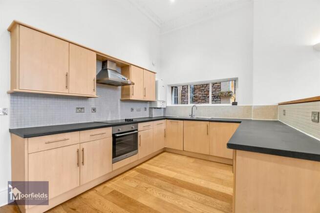 Apartment in Clifton - View 6