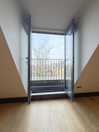 1 bed Flat for sale Image 7