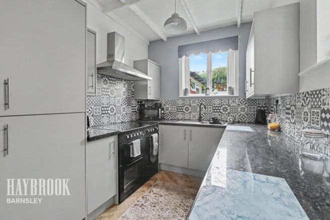 4 bed Terraced for sale Image 4