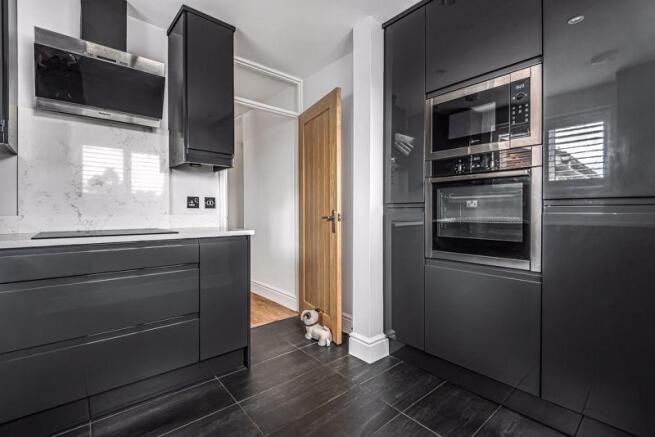 Kitchen shot 2