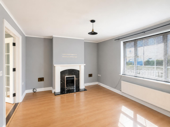 Living Room (1).png