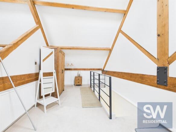 2 bed Apartment for sale Image 12