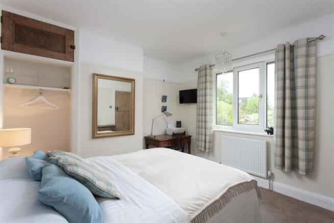 3 bed Semi-Detached for sale Image 11