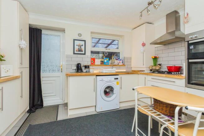 Kitchen/Dining Ar...