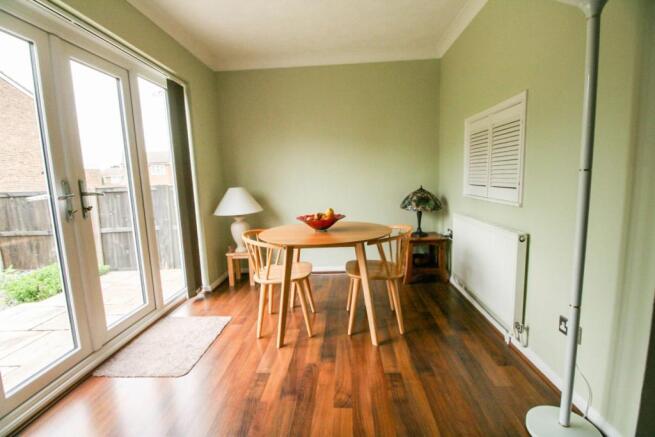 Lounge/Dining Room