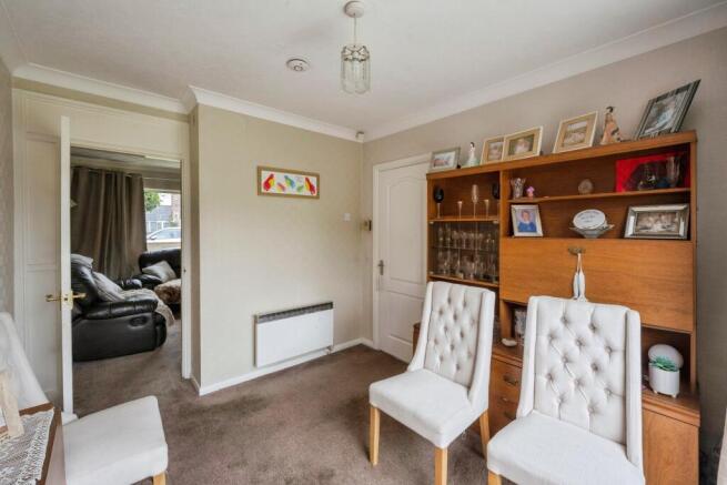 3 bed Semi-Detached for sale Image 8