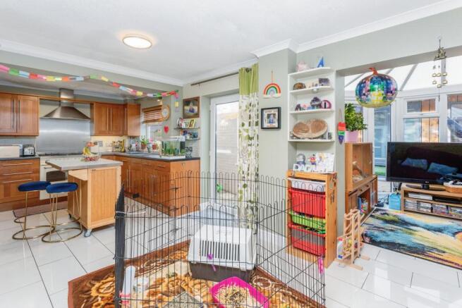 Kitchen/Dining Room