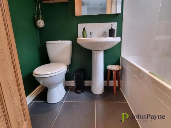 Attractive Bathroom