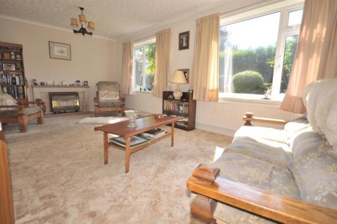 SITTING ROOM