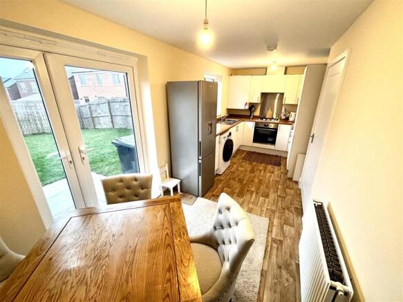 Open Plan Kitchen and Dining Room