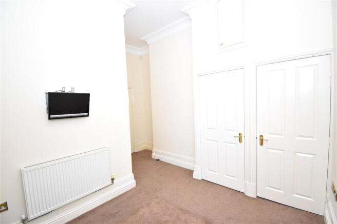 2 bed Apartment for sale Image 5