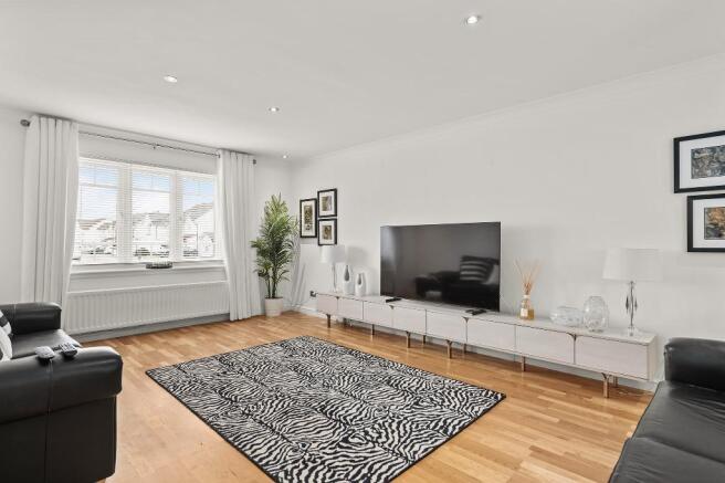 1, Bellsdyke Place, Larbert, FK5 4LZ photo 4