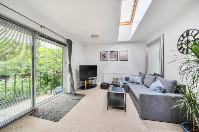 Arden Close, Bracknell, Berkshire photo 4
