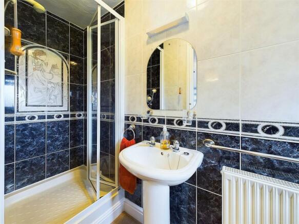 Bedroom 3 En-Suite