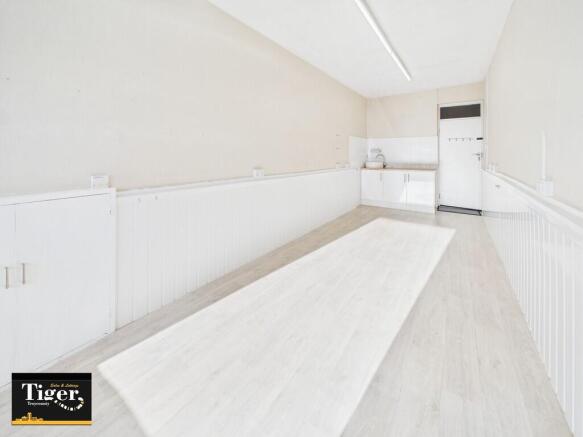 CAM02176G0-PR0752...