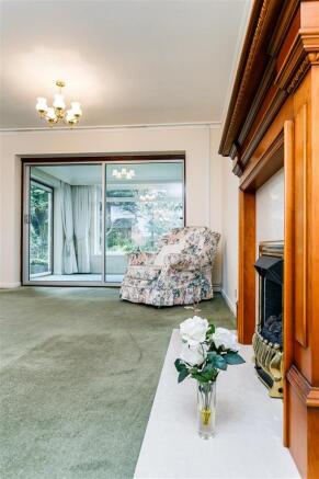 8283102-interior12.j