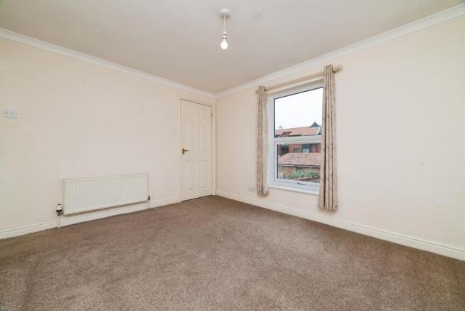 2 bed Detached for sale Image 7