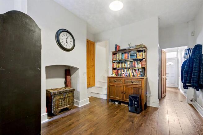 Dining Room_2.jpeg