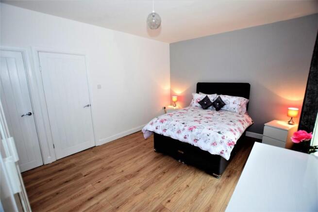 Bedroom One 1.jpg