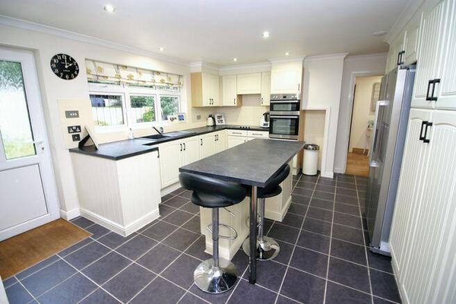 Kitchen/Breakf...