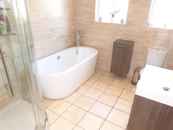 HOUSE BATHROOM