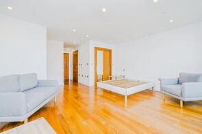 279, Hayes Apartments, The Hayes, Cathays, Cardiff CF10 1BZ