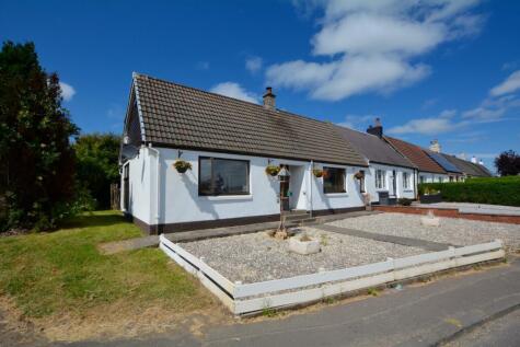 21 Main Road, Gatehead, KA2 0AR