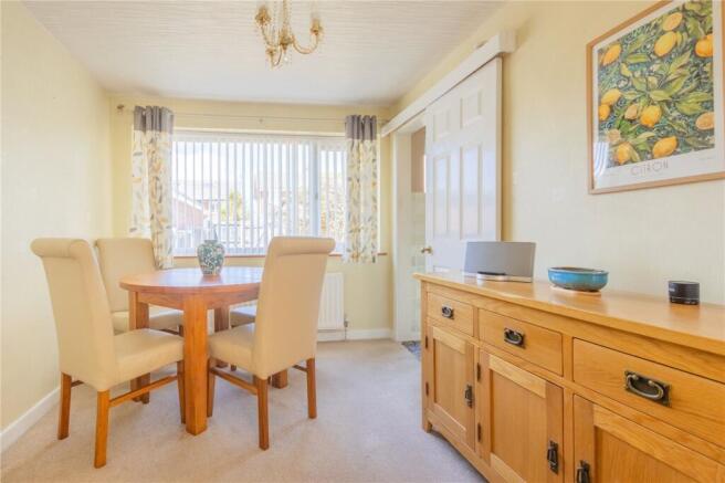 3 bed Terraced for sale Image 7